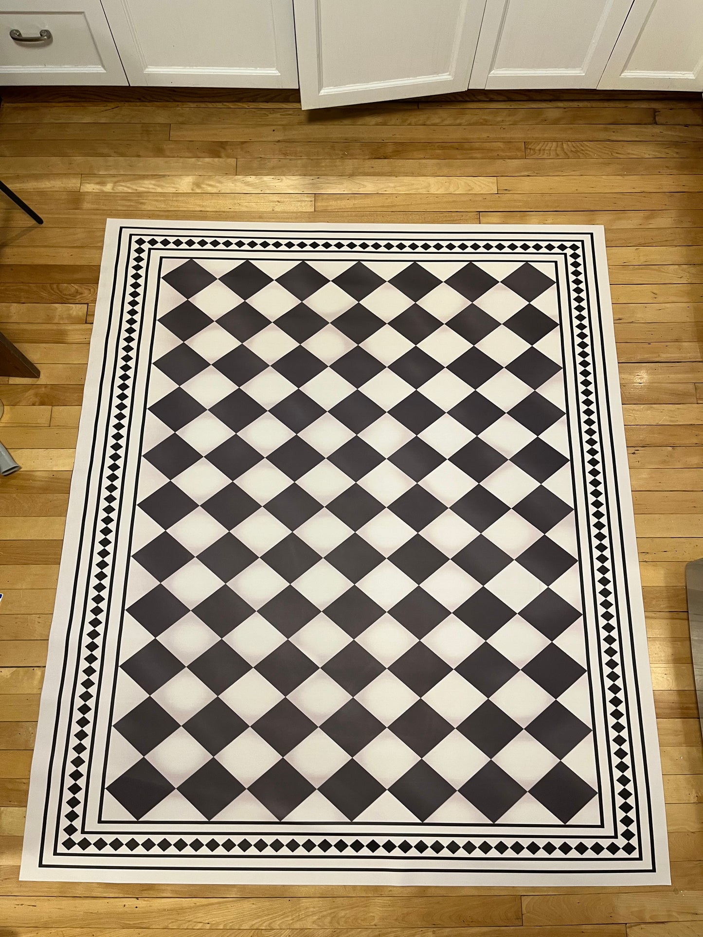 Antique Diamond Border